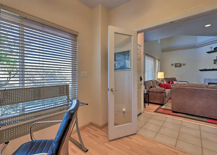 Resort-style Gem W/ Pool Access: 10 Mi To Dtwn Phx Holiday home Phoenix