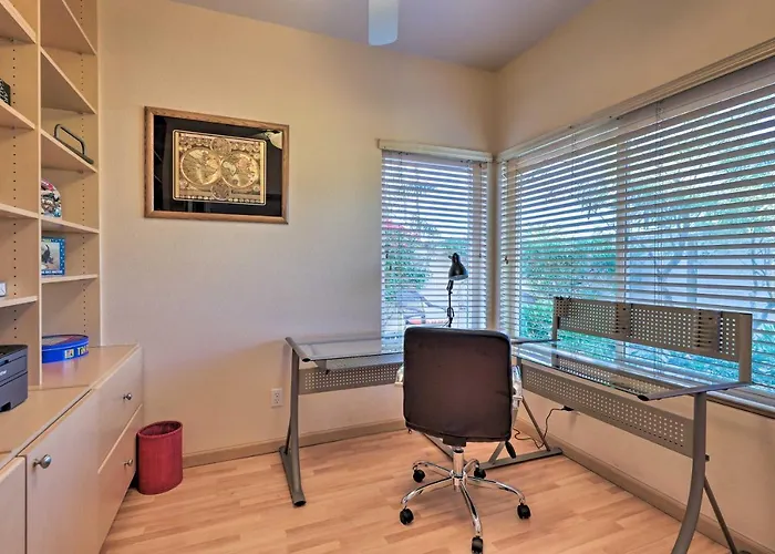 Resort-style Gem W/ Pool Access: 10 Mi To Dtwn Phx Holiday home Phoenix