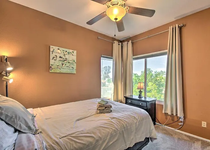 Resort-style Gem W/ Pool Access: 10 Mi To Dtwn Phx Phoenix