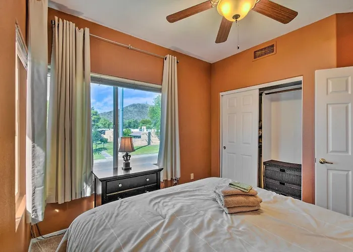 Resort-style Gem W/ Pool Access: 10 Mi To Dtwn Phx Holiday home